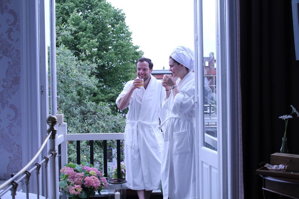 B&B Op Ut Hoekie Dordrecht Esterno foto