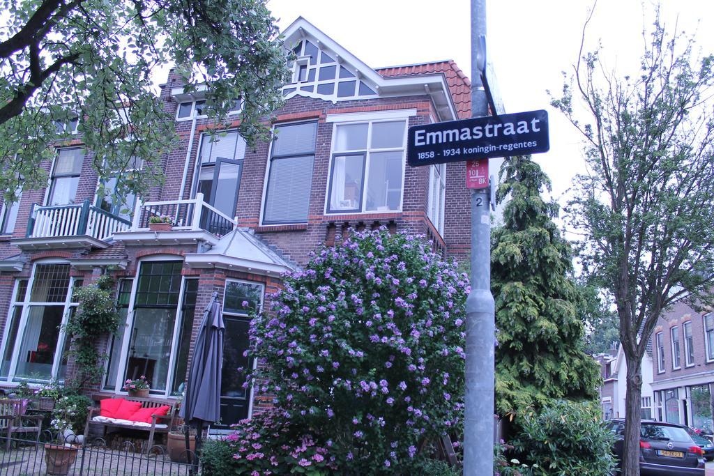 B&B Op Ut Hoekie Dordrecht Esterno foto